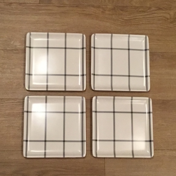 Hearth & Hand With Magnolia 4 Pack Grid Pattern Bamboo Melamine Appetizer Plates - Picture 4 of 6